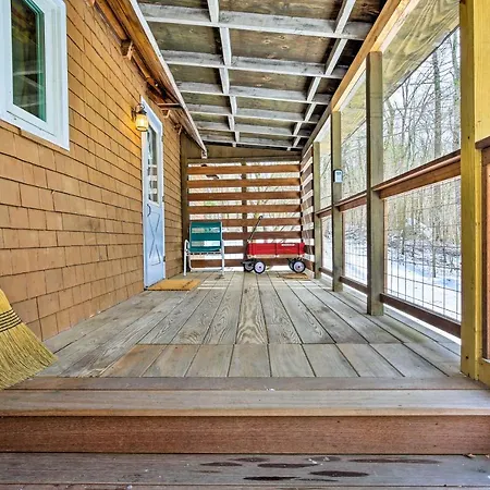 West Cornwall Cabin About 4 Mi To Covered Bridge!